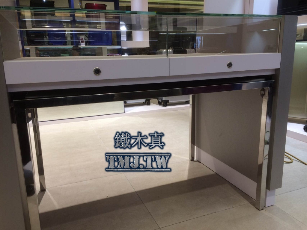 精品架,鐵架製作,白鐵架訂製,中島架